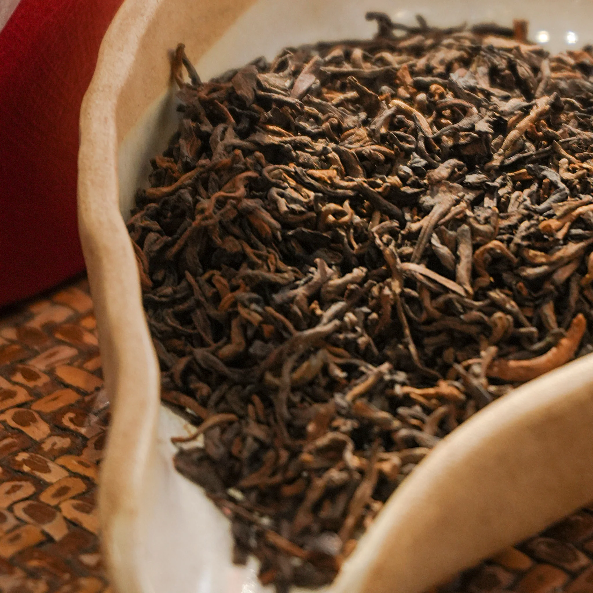 2008 Palace Golden Buds Puerh Tea 300g - Image 2